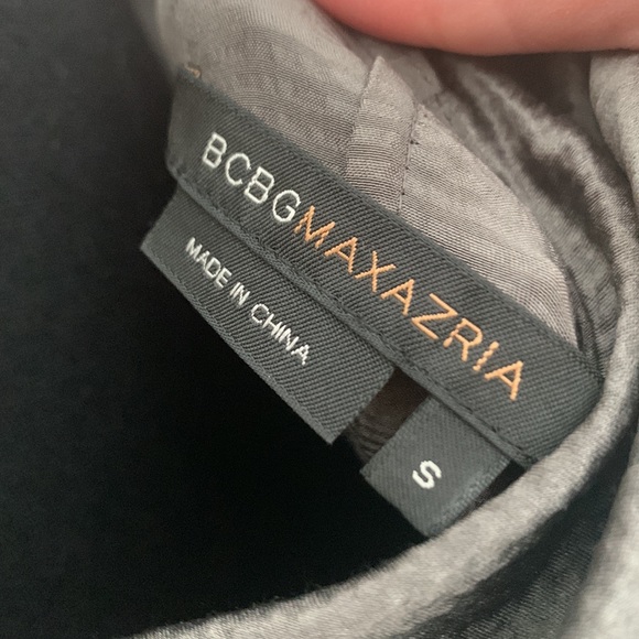 BCBGMaxAzria Woven Silk Top - Textured Silk Draped Cowl Back - Picture 8 of 9